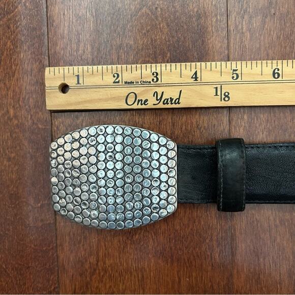Streets Abound Black Belt with Silver Circle Textured Buckle Made in USA Size 34 - Picture 14 of 14